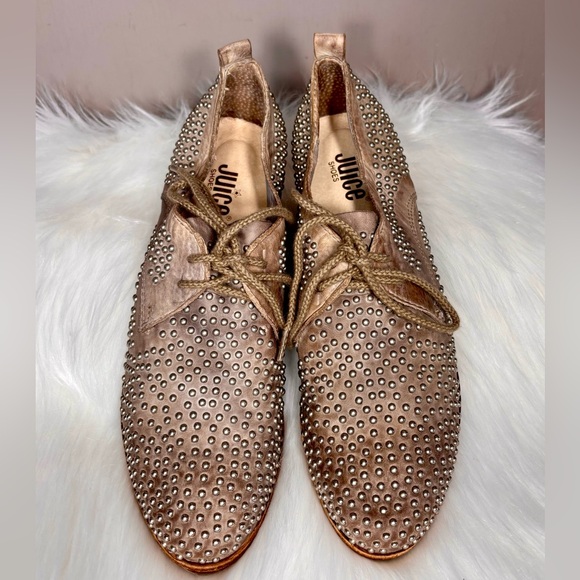 JUICE SHOES Studded Leather Distressed Loafers - Picture 4 of 6